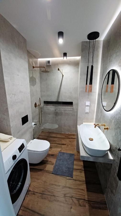 Kima Apartament Bażantów 40 Katowice Bagian luar foto